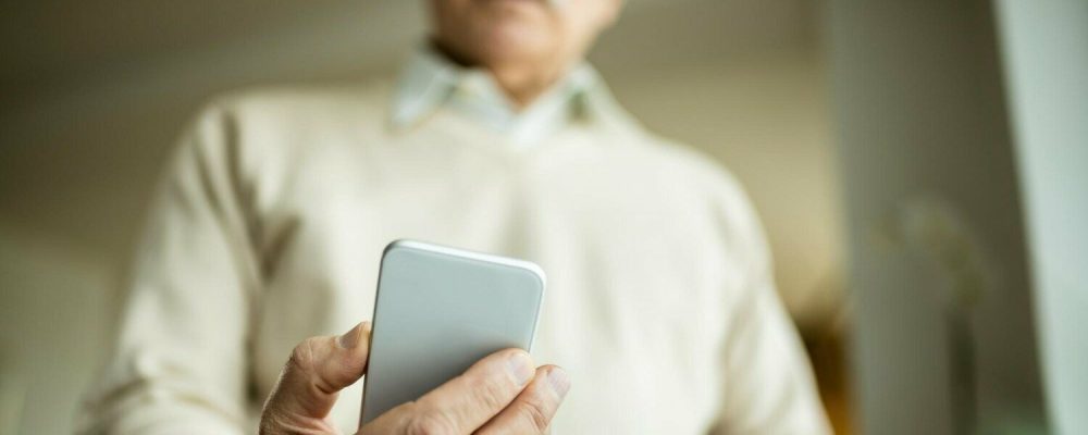 INSS convoca beneficiários pelo WhatsApp para realização da prova de vida
