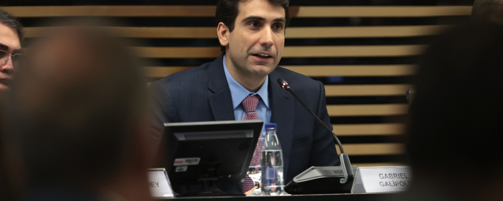 Governo muda IOF sem aval do Banco Central